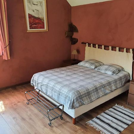 La Parenthese Bed and Breakfast Saint-Genix-sur-Guiers Eksteriør billede