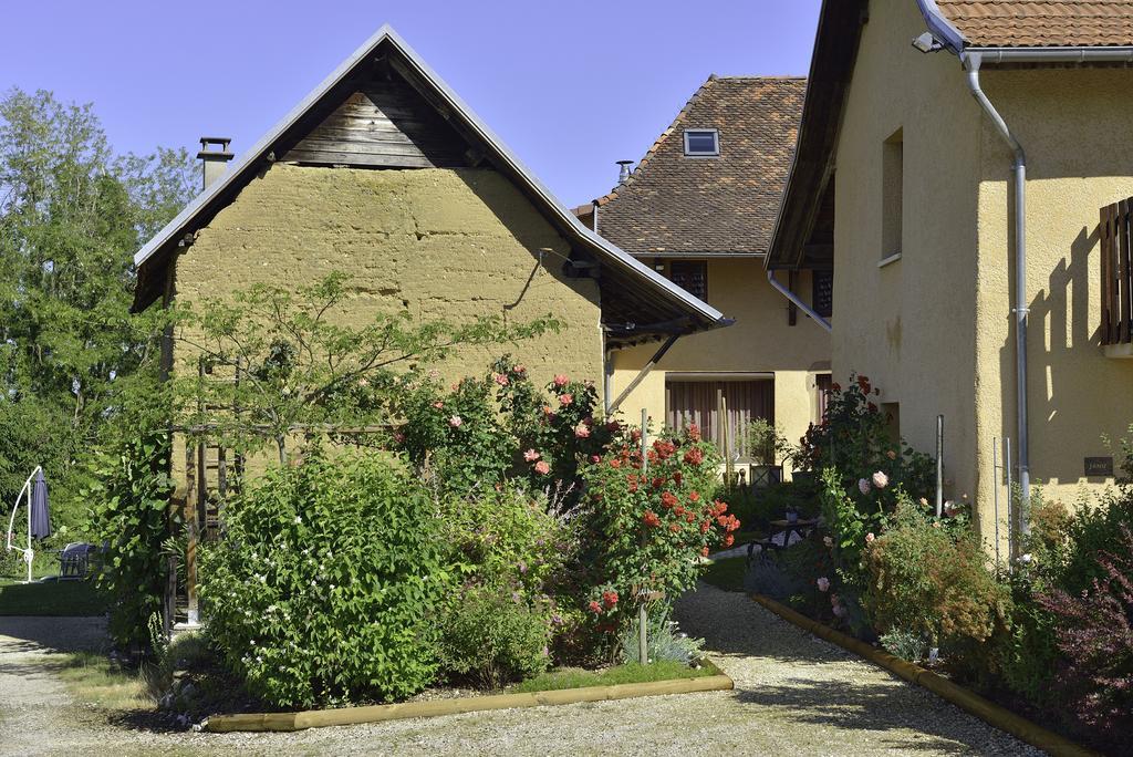 La Parenthese Bed and Breakfast Saint-Genix-sur-Guiers Eksteriør billede