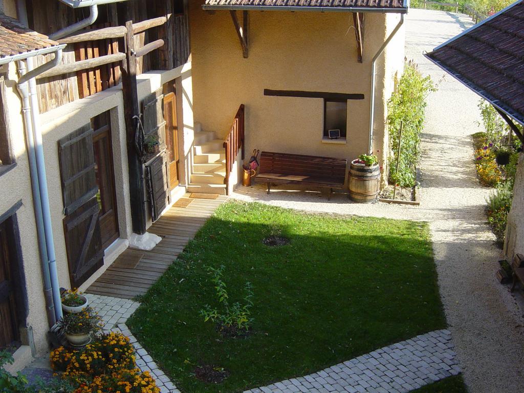 La Parenthese Bed and Breakfast Saint-Genix-sur-Guiers Værelse billede