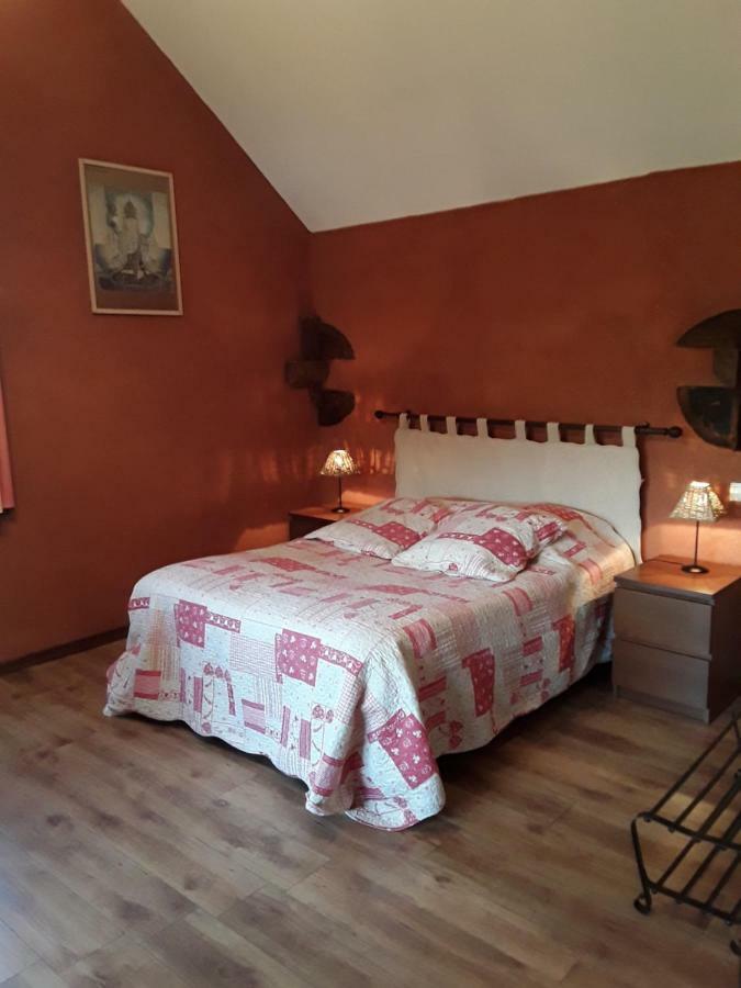 La Parenthese Bed and Breakfast Saint-Genix-sur-Guiers Eksteriør billede