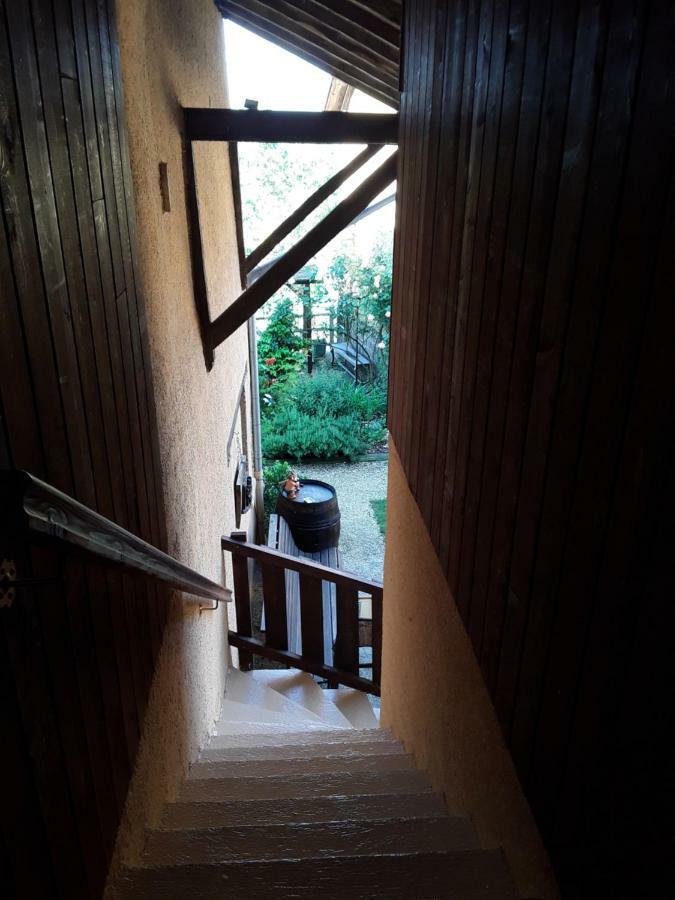 La Parenthese Bed and Breakfast Saint-Genix-sur-Guiers Eksteriør billede